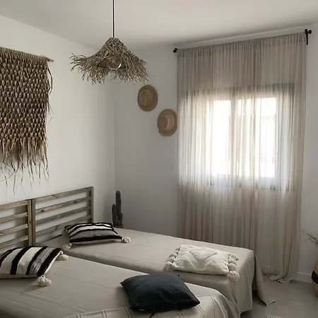 3 Bedroom Ocean Shore Tenerife Puerto de Santiago (Tenerife)